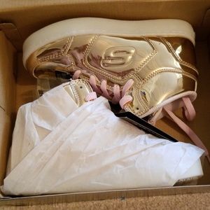 NEW Energy lights by Skechers light shoes